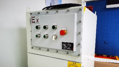 執(zhí)信環(huán)保,工業(yè)防爆集塵器,金屬粉塵除塵設(shè)備,生產(chǎn)制造！