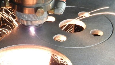 激光切割注意的6個點，執(zhí)信環(huán)保激光切割煙霧過濾器廠家為您解析！
